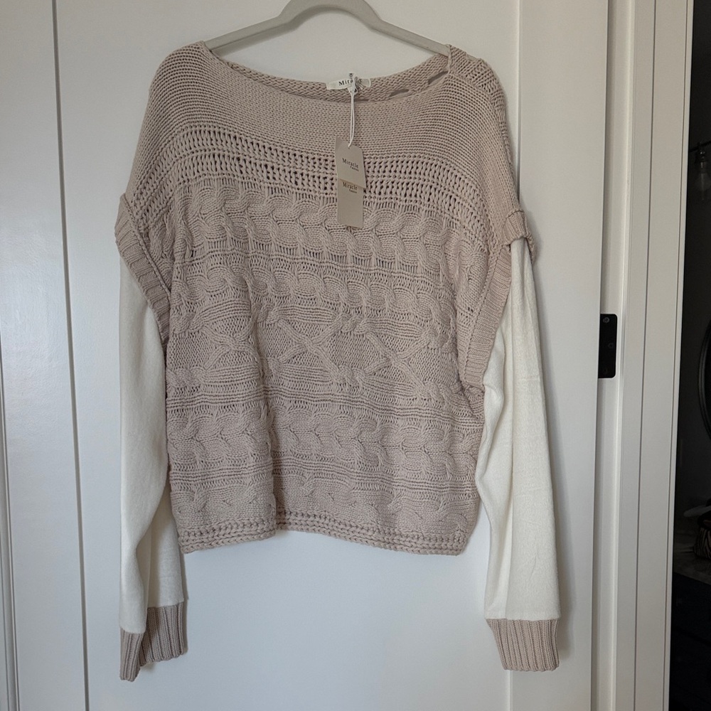 Women's Knit Sweater - Cream and Tan